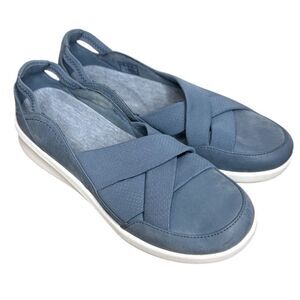 Clarks Cloudsteppers Sillian 2.0 Star Blue Size: 9 1/2